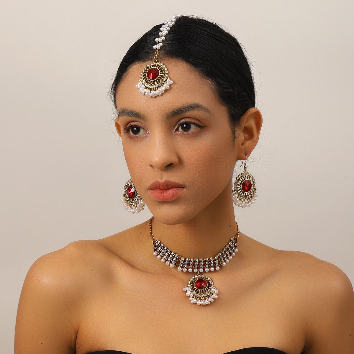 Роскошный комплект ювелирных и – обзор и цена Ethnic Fashion In Dubai