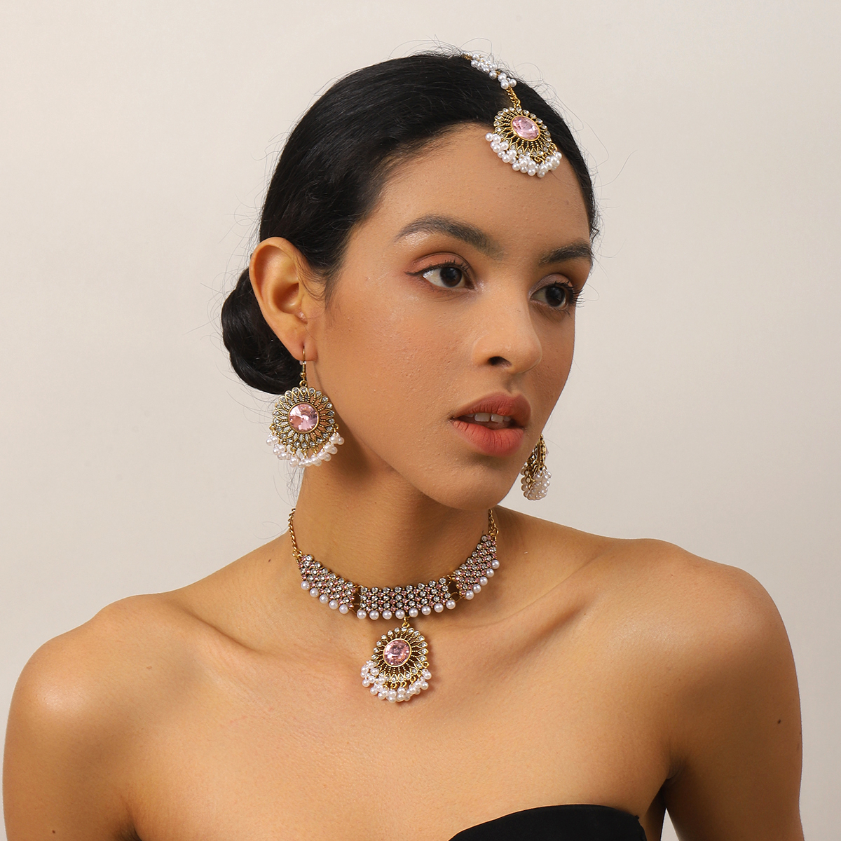 Роскошный комплект ювелирных и – обзор и цена Ethnic Fashion In Dubai